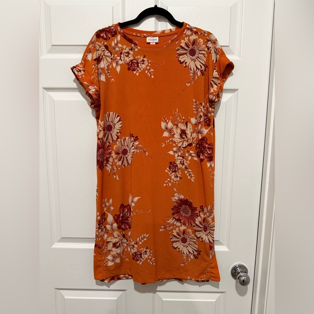 LuLaRoe Chelsea Orange Floral Short Sleeve Shift Dress